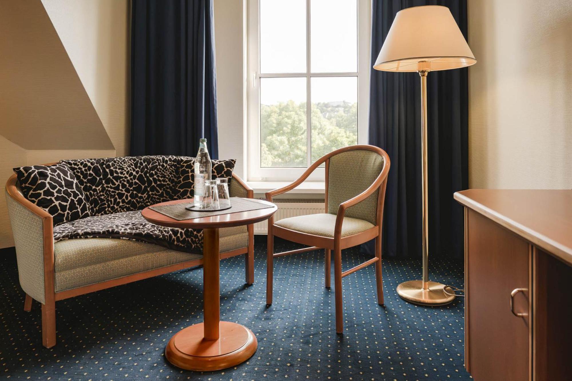 Sunderland Hotel Sundern Buitenkant foto